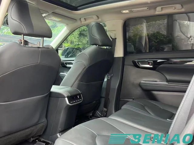 toyota-highlander-second-row-seats toyota-highlander-second-row-seats