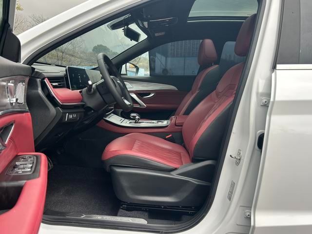 Buy Jetour X70 Plus Buy Jetour X70 Plus