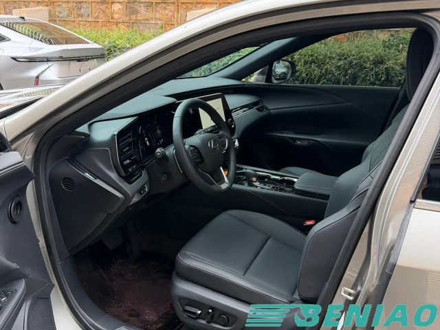 lexus-rx300-interior lexus-rx300-interior