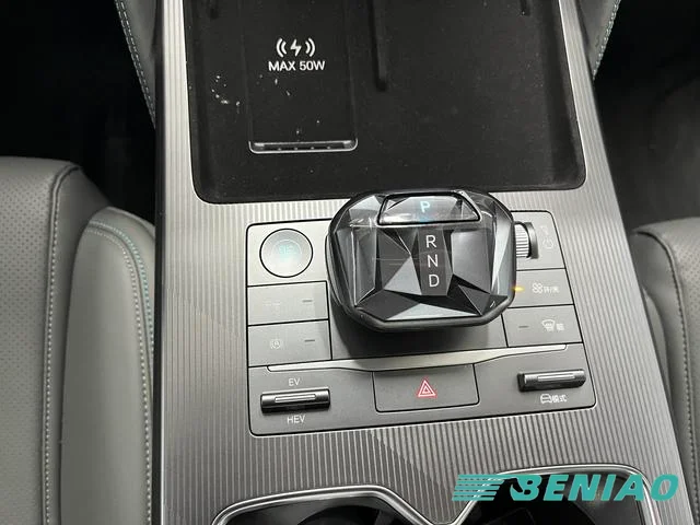 byd-song-plus-electric-hybrid-cabin byd-song-plus-electric-hybrid-cabin