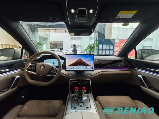 byd-tang-dm-i-2025-front-view-hybrid-suv byd-tang-dm-i-2025-front-view-hybrid-suv