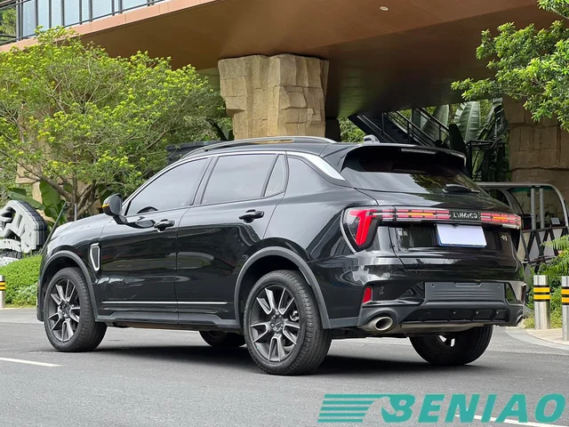 lynk-and-co-01-family-suv lynk-and-co-01-family-suv