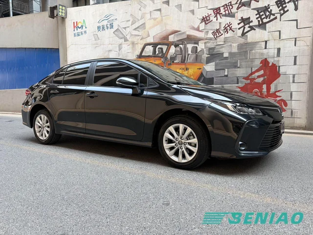 toyota-corolla-compact-family-car toyota-corolla-compact-family-car