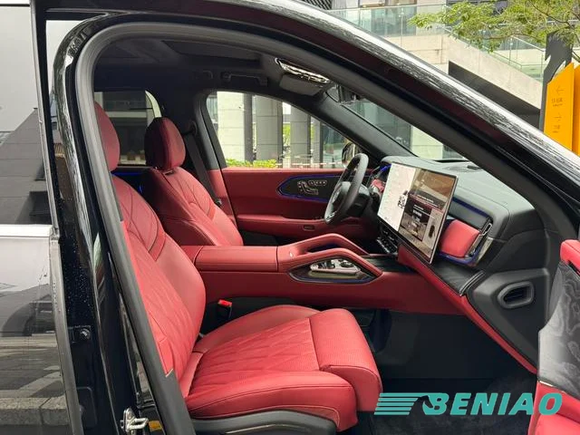 zeekr-8x-panorama-sunroof-design zeekr-8x-panorama-sunroof-design