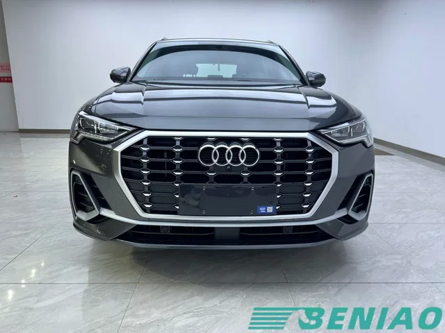 audi-q3-rear-view audi-q3-rear-view