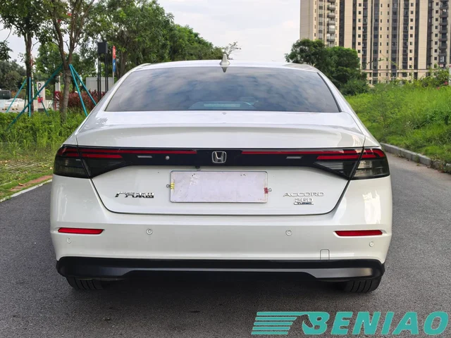 honda-accord-rear-seats honda-accord-rear-seats