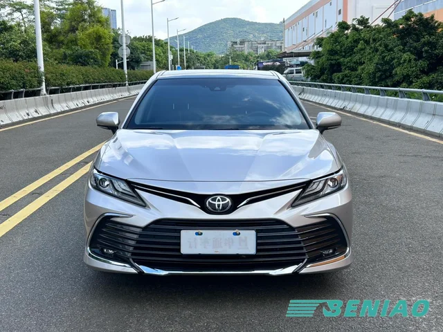 toyota-camry-hybrid-fuel-efficient-sedan toyota-camry-hybrid-fuel-efficient-sedan