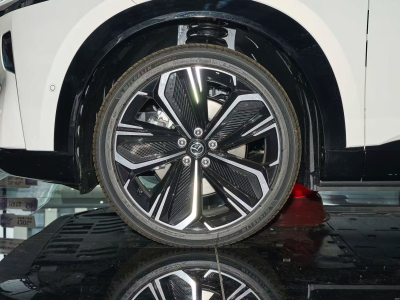 Mazda EZ-60 EV Mazda EZ-60 EV