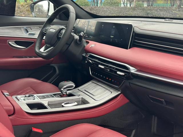 Jetour X70 Plus UAE Jetour X70 Plus UAE