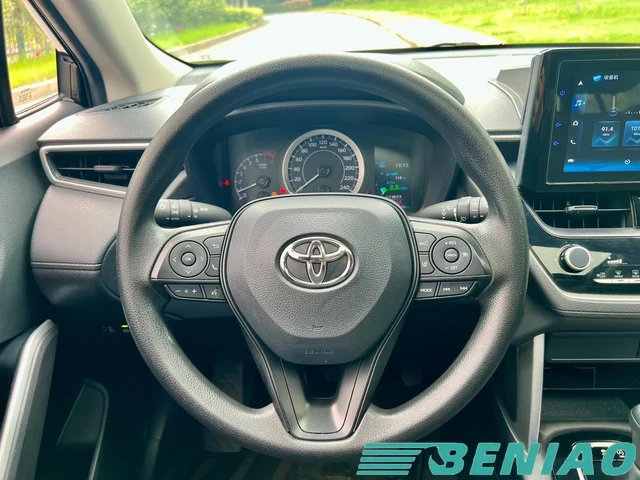 toyota-corolla-cross-rear-view toyota-corolla-cross-rear-view