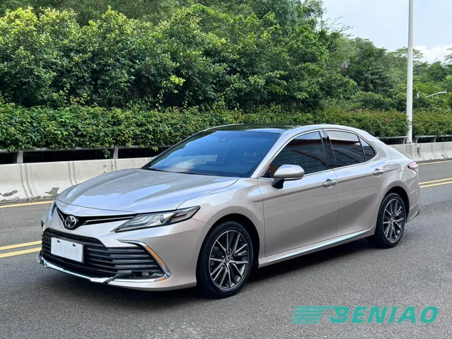 toyota-camry-hybrid-executive-sedan toyota-camry-hybrid-executive-sedan