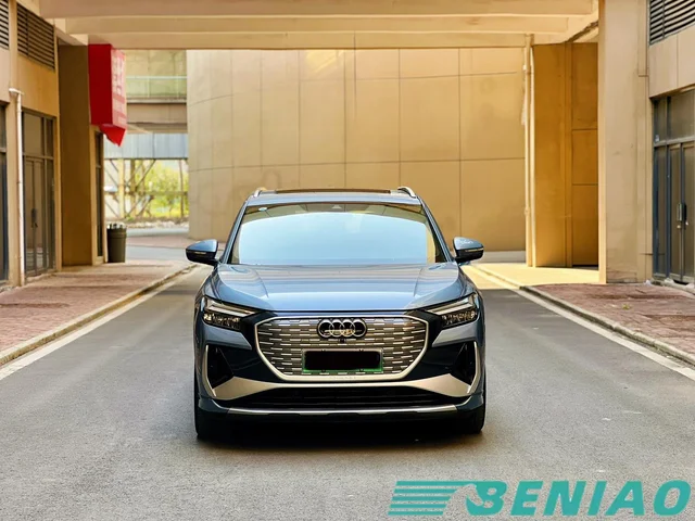 audi-q4-e-tron-led-headlights audi-q4-e-tron-led-headlights