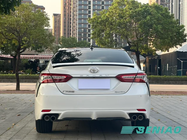 toyota-camry-executive-car toyota-camry-executive-car