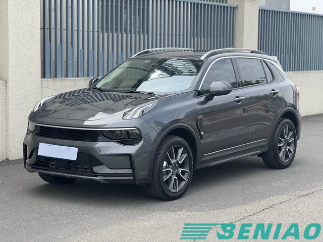 lynk-and-co-01-rear-view lynk-and-co-01-rear-view