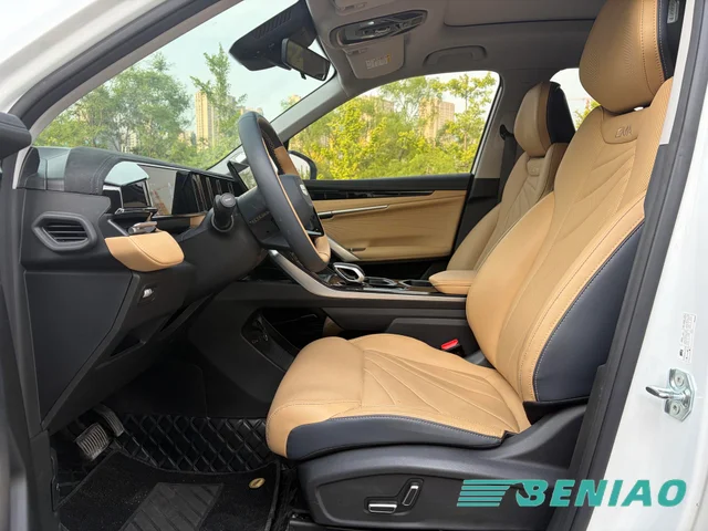 geely-boyue-l-premium-family-car geely-boyue-l-premium-family-car