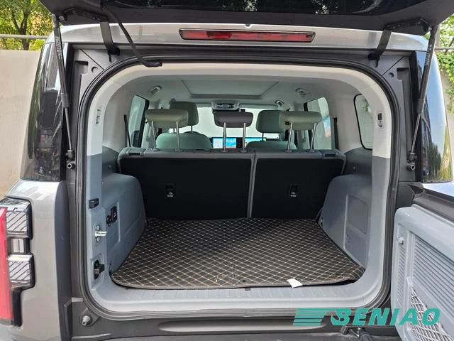 baic-bj40-2024-front-view-off-road-suv baic-bj40-2024-front-view-off-road-suv