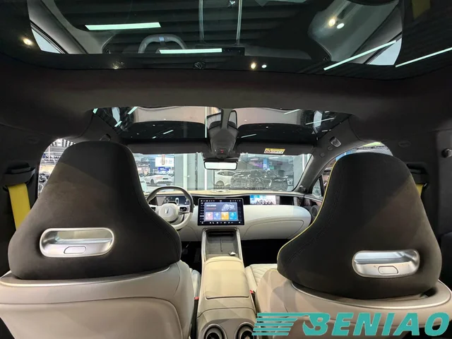 avatr-11-premium-electric-suv avatr-11-premium-electric-suv