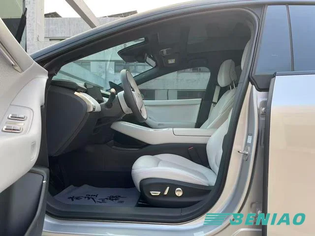 xpeng-p7-plus-fastback-sedan-style xpeng-p7-plus-fastback-sedan-style