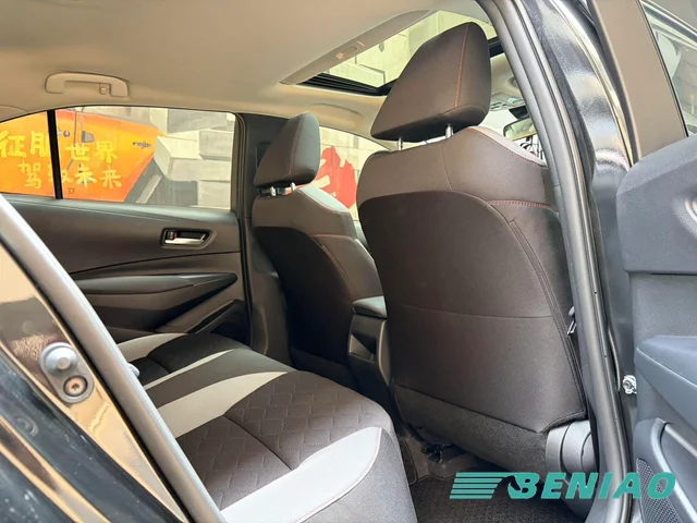 toyota-corolla-premium-cabin-view toyota-corolla-premium-cabin-view