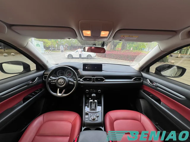 mazda-cx-5-driver-cockpit mazda-cx-5-driver-cockpit