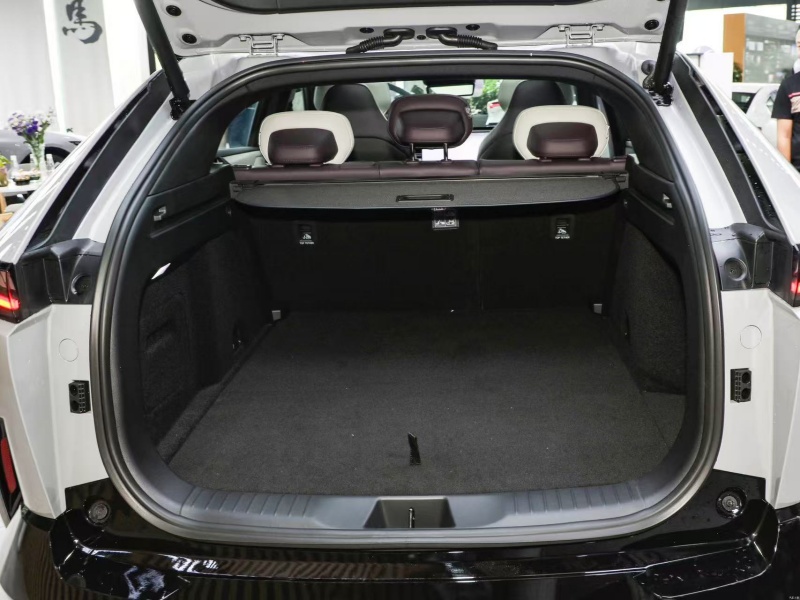 Mazda EZ60 review Mazda EZ60 review