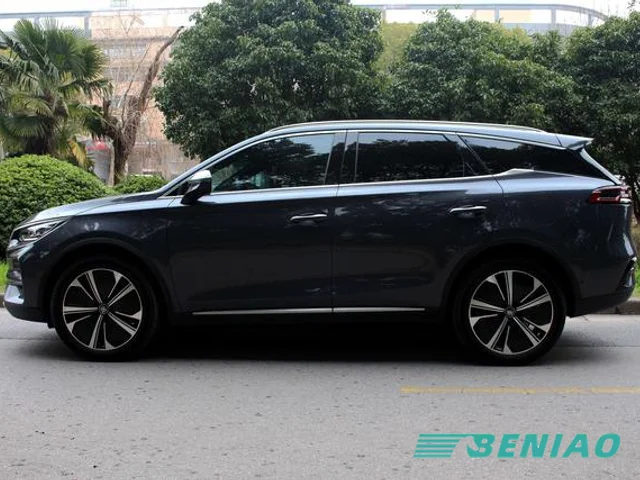 byd-tang-ev-luxury-family-interior byd-tang-ev-luxury-family-interior