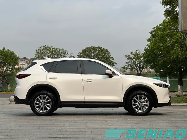 mazda-cx-5-2025-front-view mazda-cx-5-2025-front-view