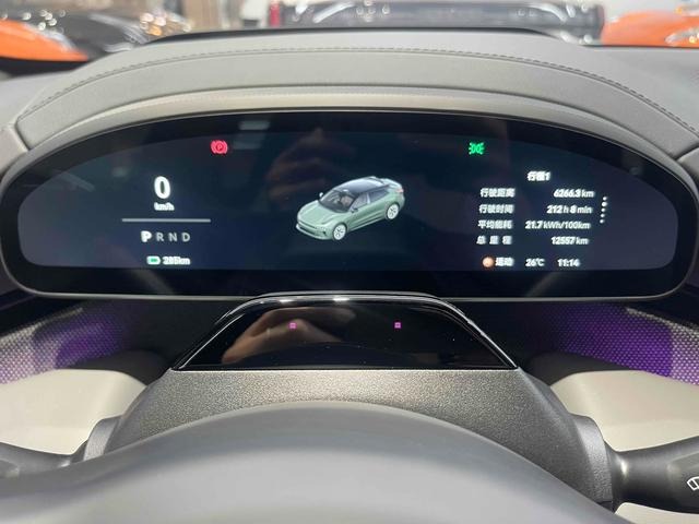 Zeekr 001 long range EV Zeekr 001 long range EV