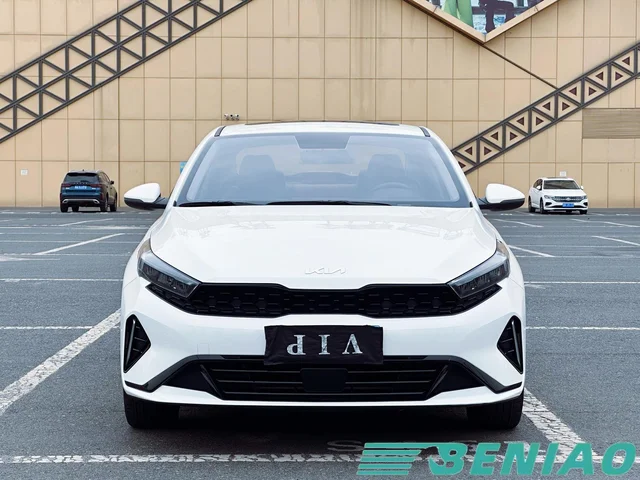 kia-cerato-k3-side-view kia-cerato-k3-side-view