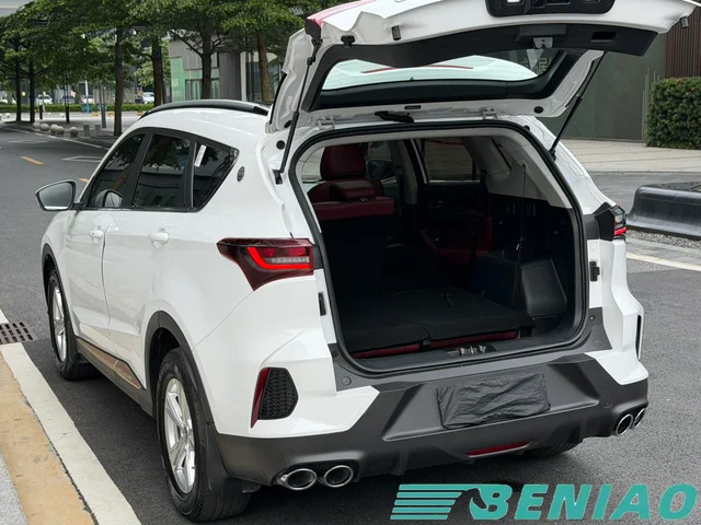 jetour-x70-2025-rear-view jetour-x70-2025-rear-view