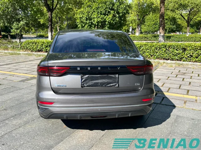 geely-emgrand-rear-seats geely-emgrand-rear-seats