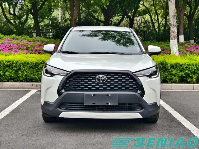 toyota-corolla-cross-rear-view toyota-corolla-cross-rear-view