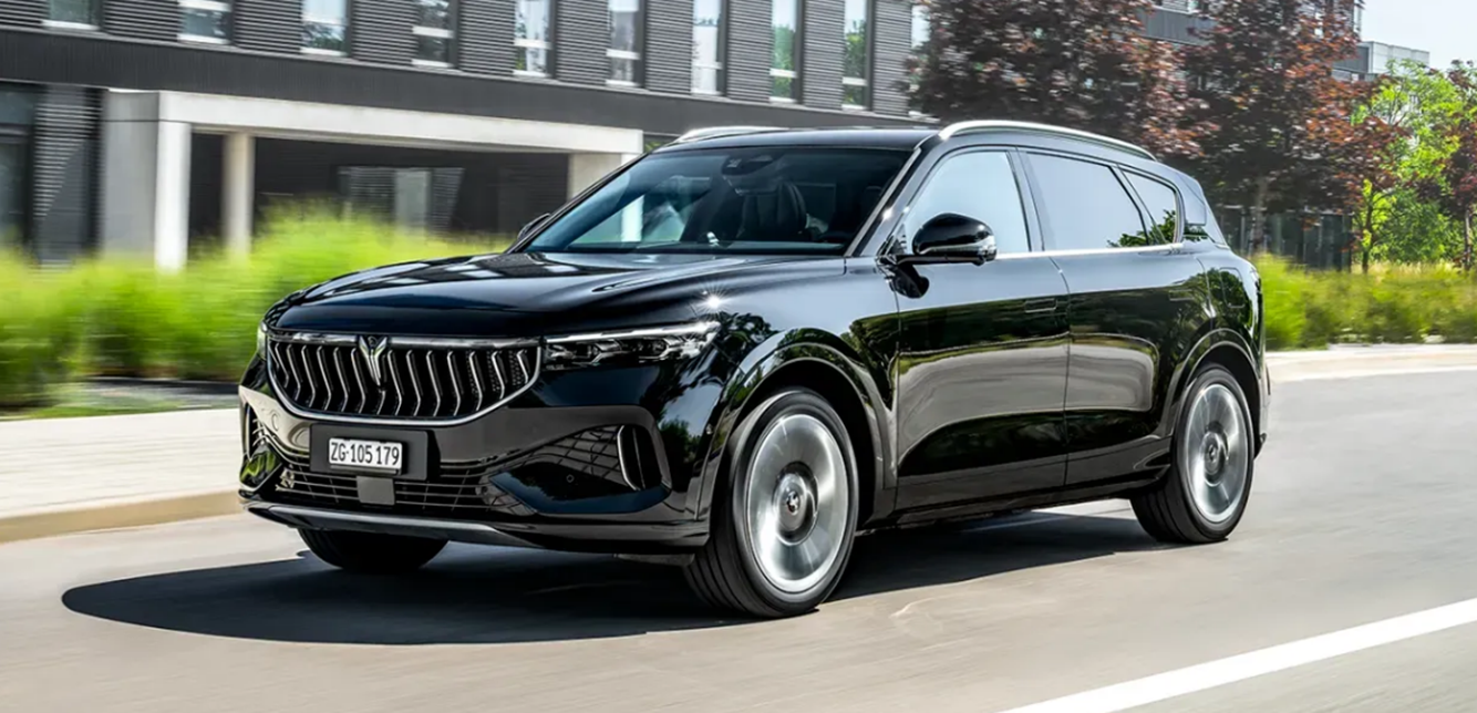 4.The automatic air suspension adapts flexibly to different driving situations