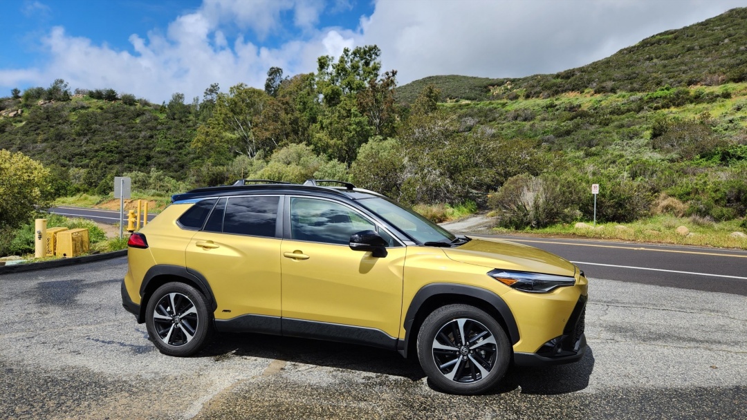 toyota corolla cross price