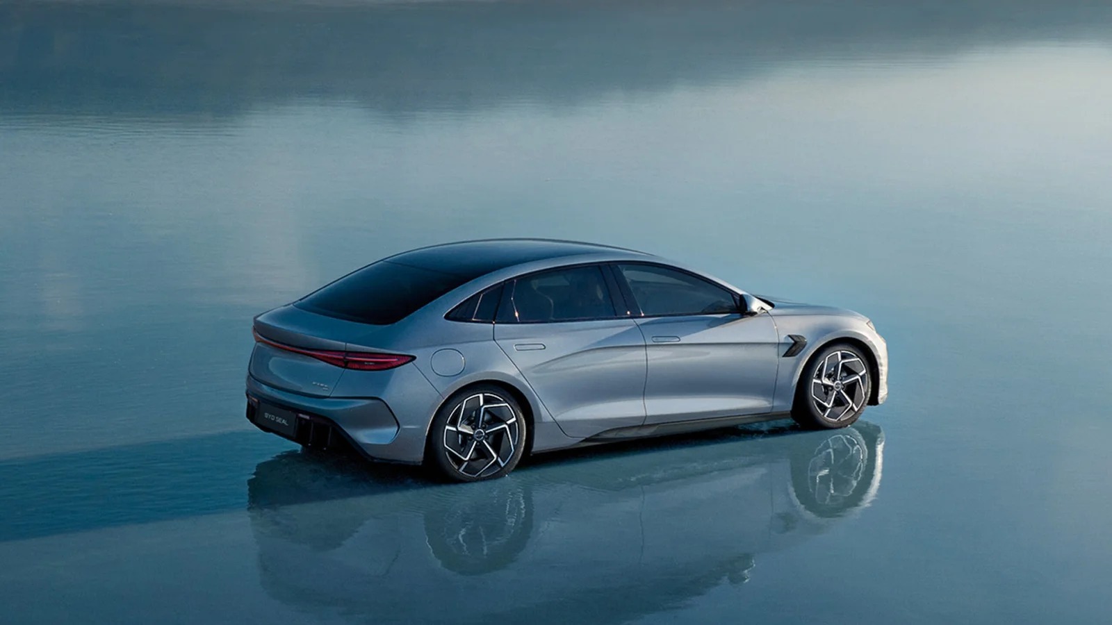 byd qin l and seal 06