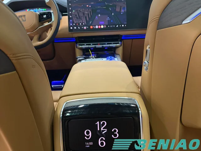zeekr-9x-2025-hyper-70kwh-front-view