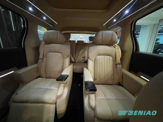 voyah-dreamer-interior-premium-cabin