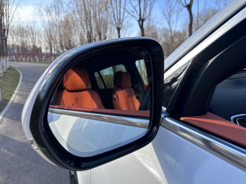 China luxury SUV export