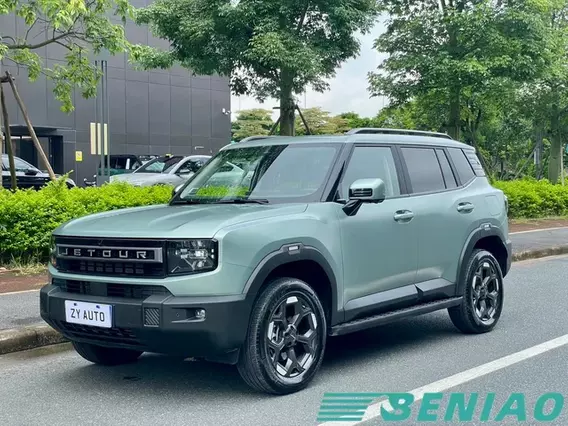 JETOUR T1 2025 2.0T 4WD Petrol Afɛfɛde SUV China Kar a Wɔde Di Dwuma Akɔ amannɔne