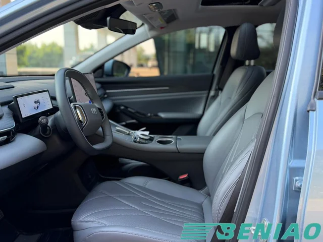geely-galaxy-l6-front-design