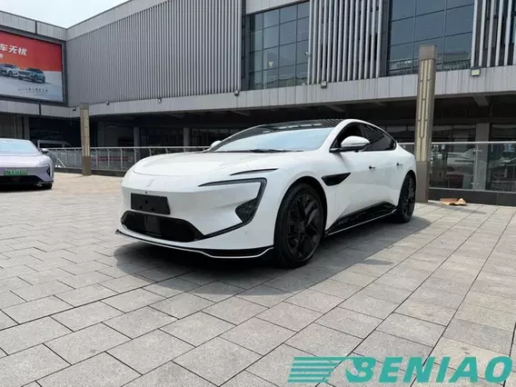 AVATR 12 2025 Ultra REEV Luxury Sedan China Car Supplier