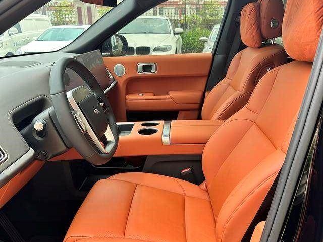 li-auto-l8-interior-cabin