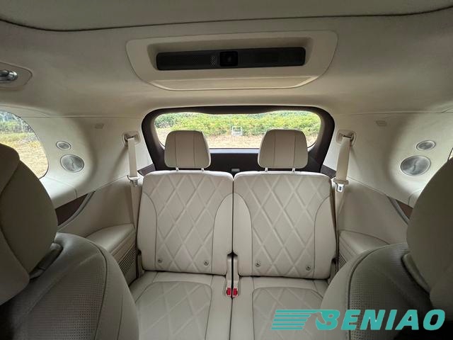 aito-m9-2025-6-seater-third-row-space
