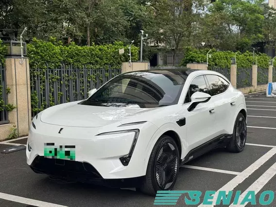 AVATR 11 Rear Wheel Drive 90kWh Electric SUV Smart Driving Premium Export Vehicle