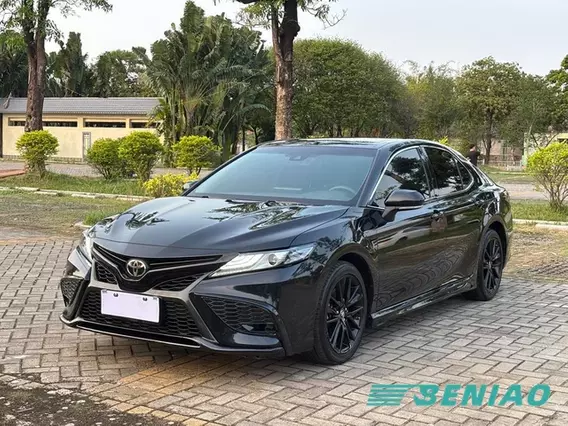 Toyota Camry 2.5G Luxury Edition Premium Sedan Smart Family Vehicle