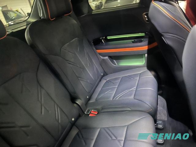 zeekr-9x-premium-cabin