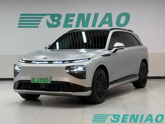 XPeng G9 Low Mileage Used Electric SUV Cheap Price China Exporter