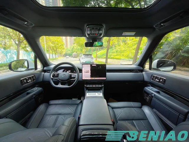 zeekr-9x-2025-ultra-55kwh-front-view