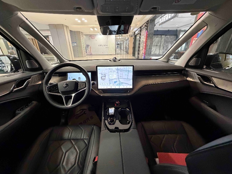 Volvo EM90 specifications