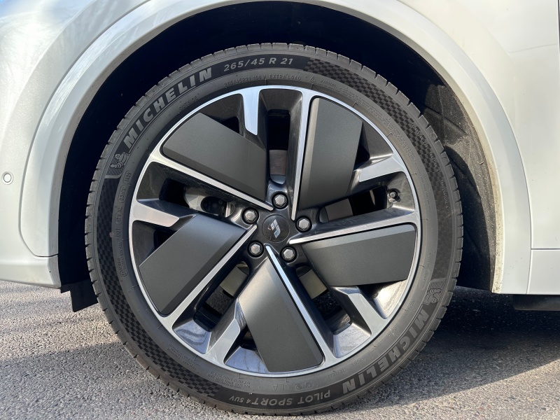 intelligent SUV with autopilot